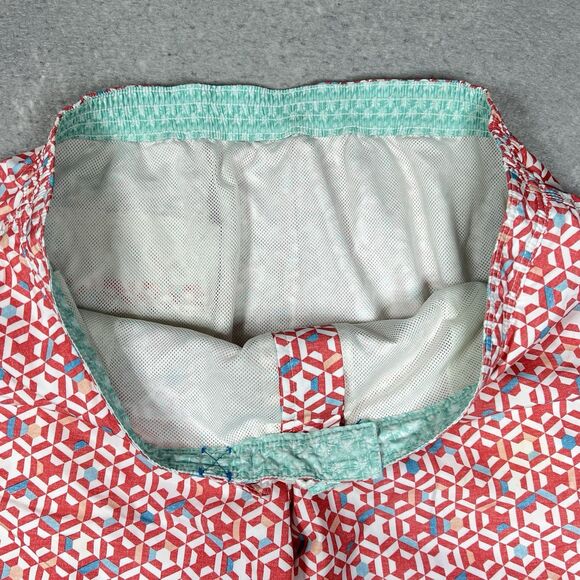 Tommy Bahama Board Shorts Swim Trunks Men’s 2XL Live The Island Life Geo Print - Picture 7 of 12
